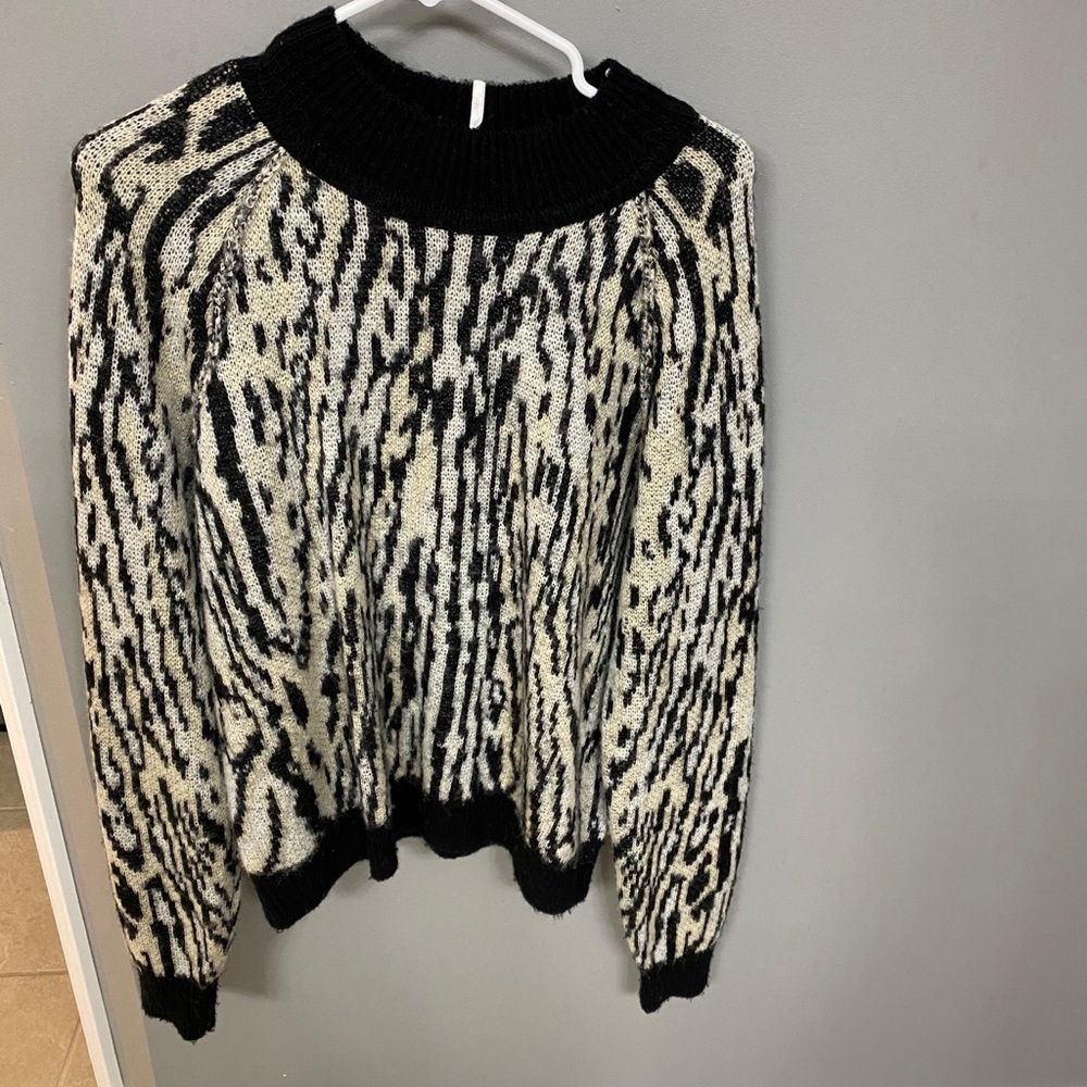 Free people animal pattern sweater size large